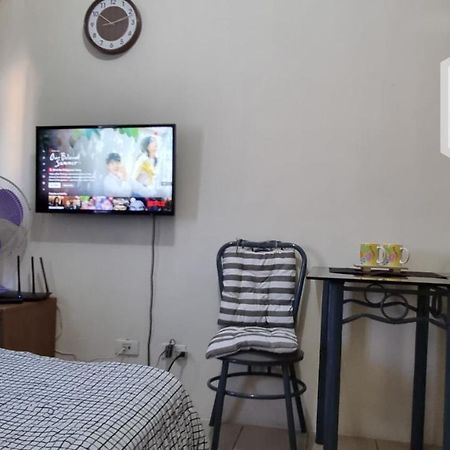 Aparthotel Mack'S Awesome 15 With Netflix And Fastunliwifi Mandaluyong Exterior foto